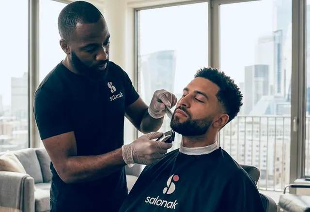 Blow-dry in a London apartment